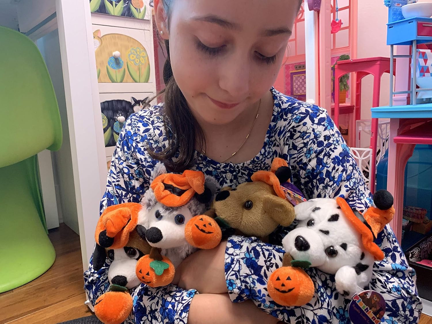 Halloween Pawpals 8 Inches Puppy Dog Plush Stuffed Toy Comes with Hat and Halloween Jack O Lantern - Pumpkin for Kids on This Holiday (Labrador)