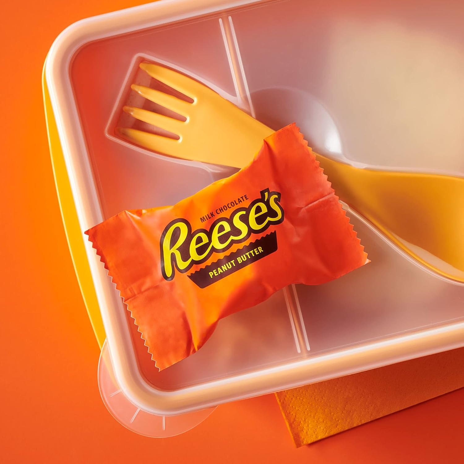 Milk Chocolate Snack Size Peanut Butter Cups, Candy Pantry Pack, Halloween Candy, 13.75 Oz (25 Pieces)